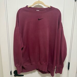 Nike Woman’s Burgundy Crewneck Sweatshirt